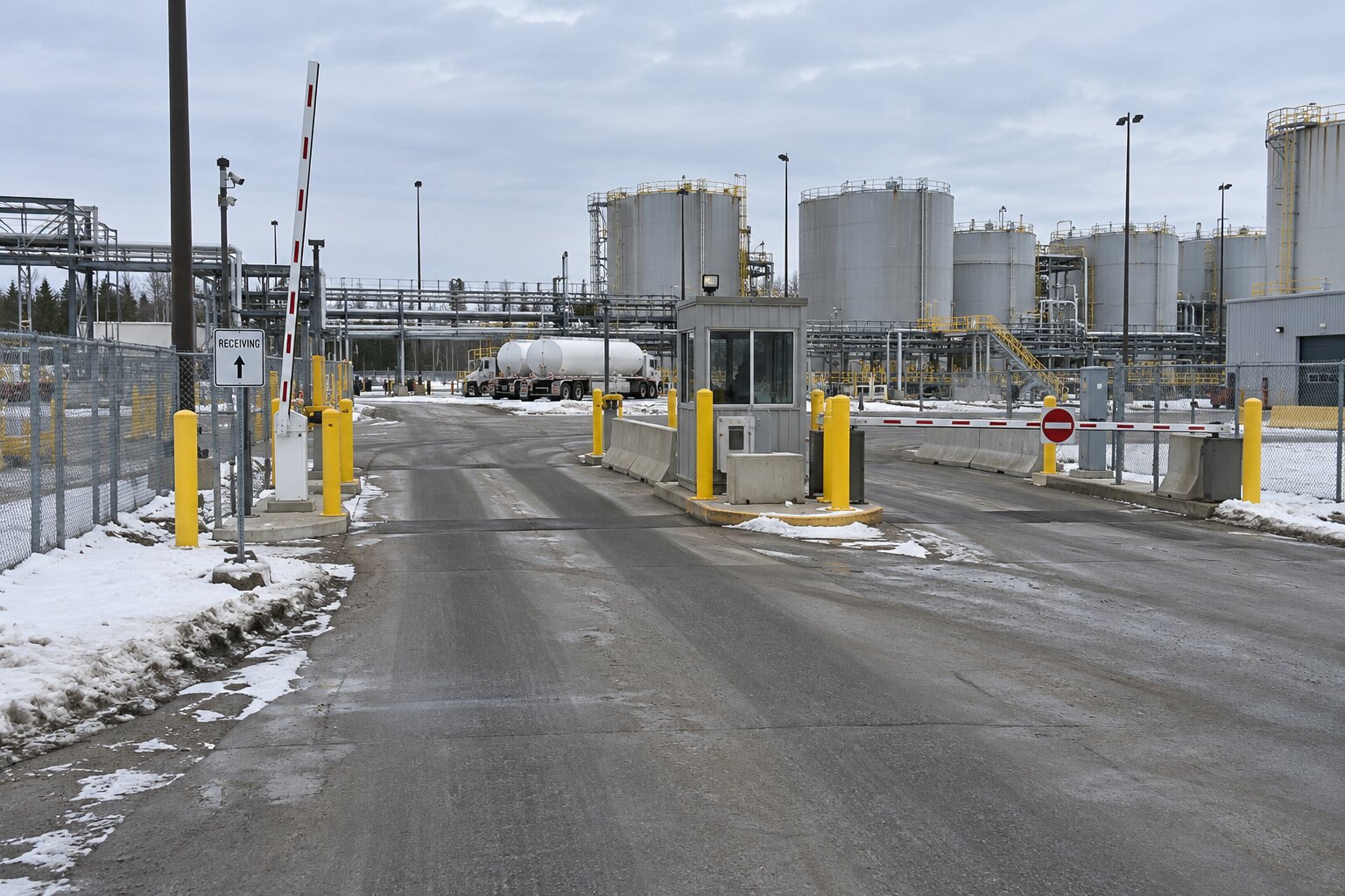 Alberta chemical plant — Fictional site photo
